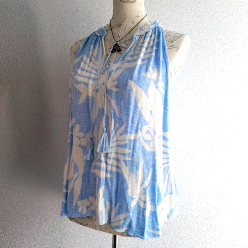 LAUREN CONRAD Baby Blue Sleeveless Top